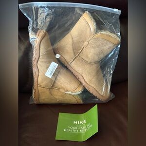 HF Hike Footwear Cozely Boots Shoes